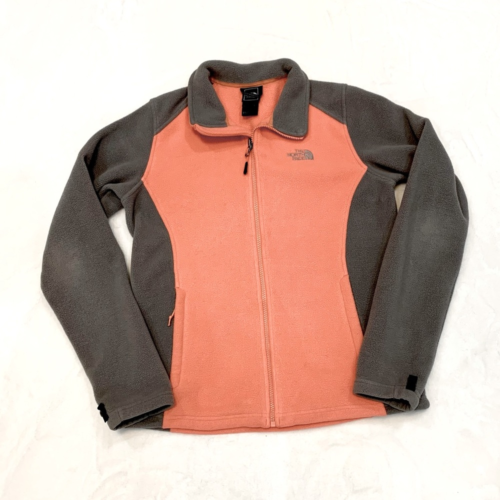THE NORTH FACE Women’s Full Zip Fleece Jacket Two Tone coral and gray . Size M